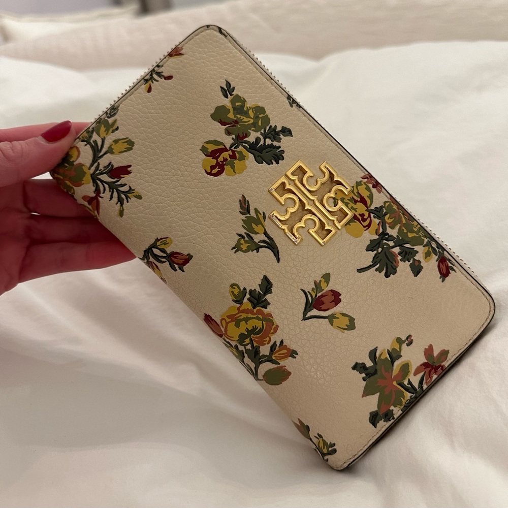 Tory Burch floral wallet